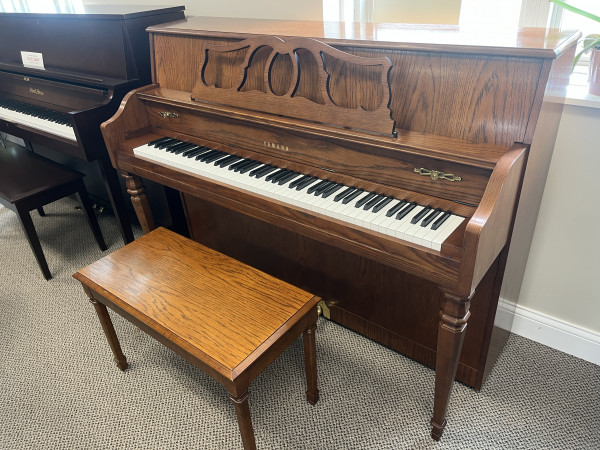 1995 Yamaha M500 Milano console piano - Upright - Console Pianos